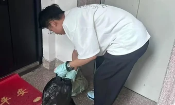 Kiếm tiền với dịch vụ đổ rác hộ