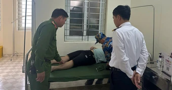 Kịp thời cứu nam thanh niên nhảy cầu Bính