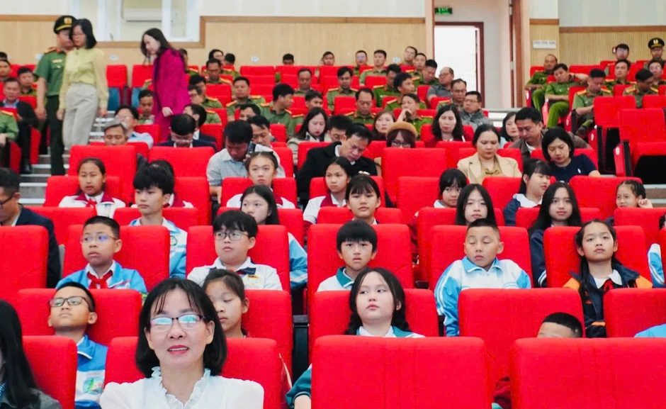 Lâm Đồng phát động bảo vệ 400.000 trẻ em trên môi trường số