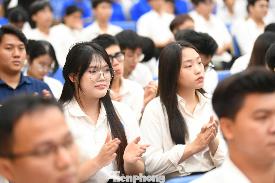 Làm sao để AI thành trợ lý đắc lực của cán bộ Hội Sinh viên? Làm sao để AI thành trợ lý đắc lực của cán bộ Hội Sinh viên?