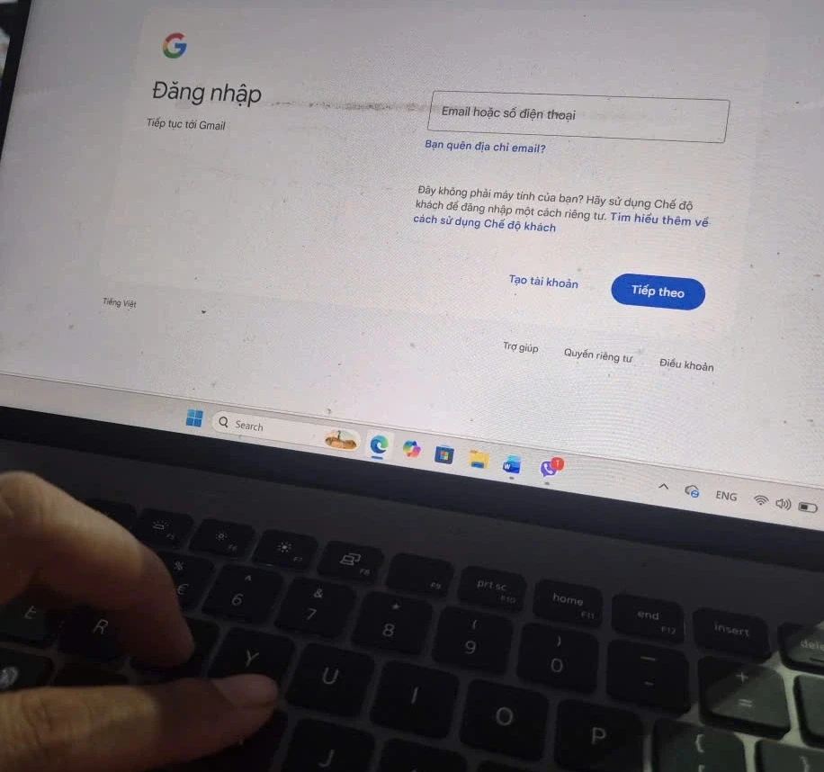 Làm sao để biết email, mật khẩu của mình có đang 'trôi nổi' trên 'chợ đen'? Làm sao để biết email, mật khẩu của mình có đang 'trôi nổi' trên 'chợ đen'?