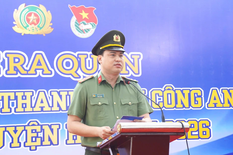 Lan tỏa hình ảnh đẹp của người chiến sĩ Công an nhân dân Lan tỏa hình ảnh đẹp của người chiến sĩ Công an nhân dân