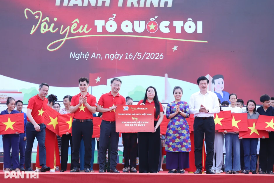 Lan tỏa tinh thần yêu nước từ hành trình “Tôi yêu Tổ quốc tôi” Lan tỏa tinh thần yêu nước từ hành trình “Tôi yêu Tổ quốc tôi”
