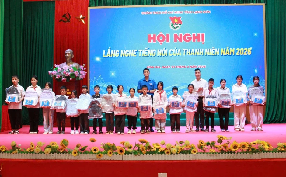 Lắng nghe tiếng nói của thanh niên Lạng Sơn Lắng nghe tiếng nói của thanh niên Lạng Sơn