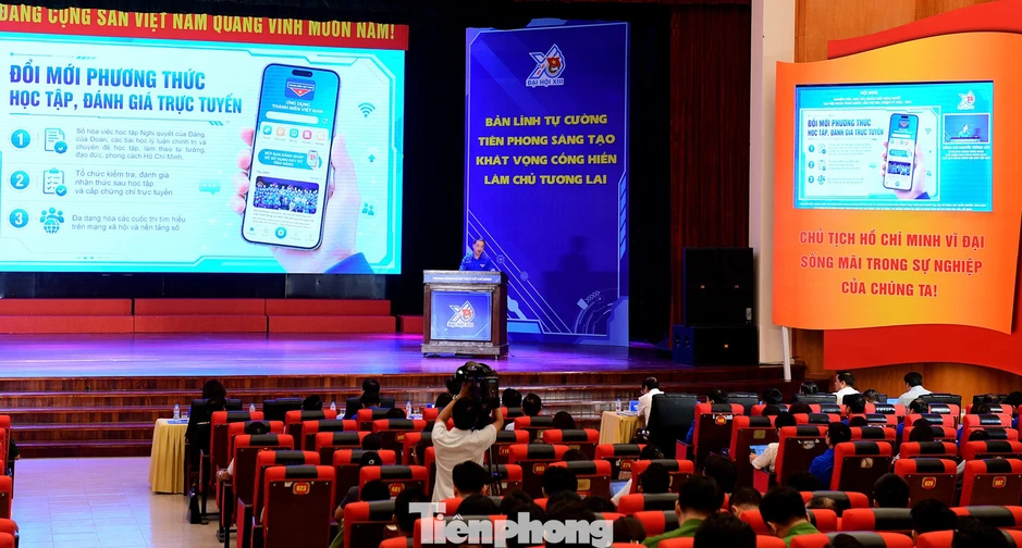 Lấy môi trường số làm không gian giáo dục mới cho thanh niên Lấy môi trường số làm không gian giáo dục mới cho thanh niên