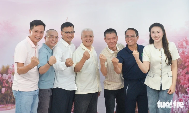 Livestream 'Tiếp sức hoa mặt trời': 11.000 sản phẩm đã được bán
