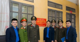 Loa thông minh tích hợp AI tuyên truyền pháp luật