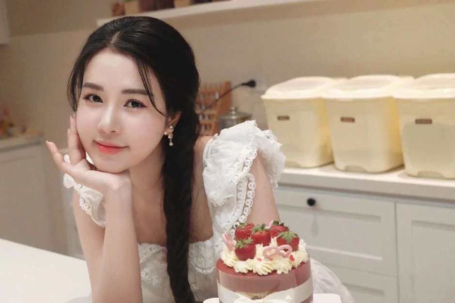 Lời chúc 8/3 hay và ý nghĩa tặng mẹ, bạn gái và đồng nghiệp Lời chúc 8/3 hay và ý nghĩa tặng mẹ, bạn gái và đồng nghiệp