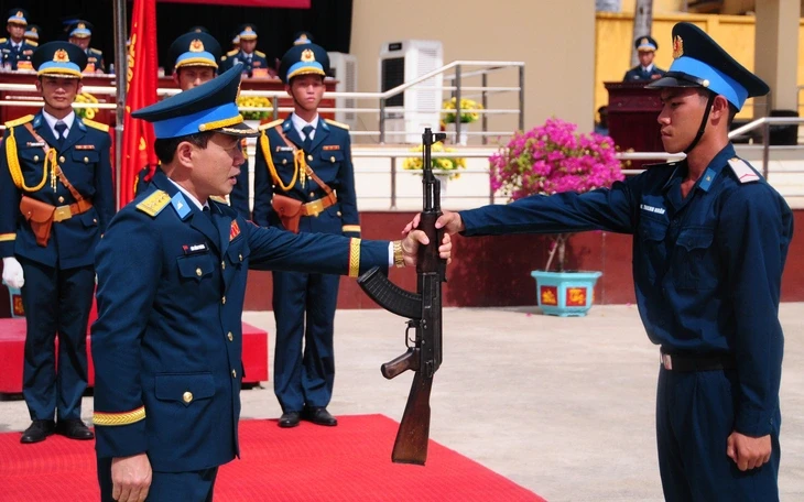 Lời tuyên thệ dưới cờ Tổ quốc