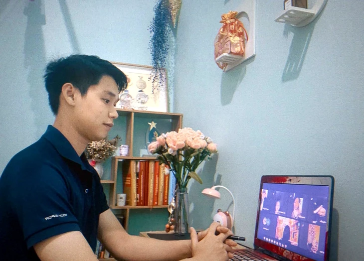 Lớp học luyện thi 0 đồng của anh cảnh sát