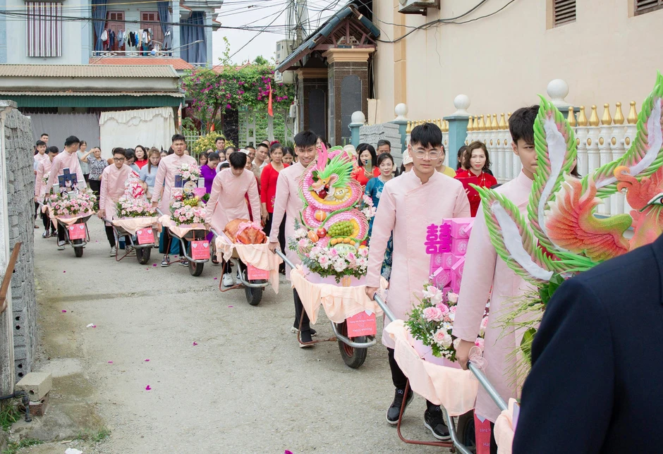 Màn ăn hỏi ‘độc nhất vô nhị’ của chú rể Thanh Hóa Màn ăn hỏi ‘độc nhất vô nhị’ của chú rể Thanh Hóa