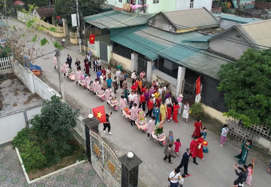Màn ăn hỏi ‘độc nhất vô nhị’ của chú rể Thanh Hóa Màn ăn hỏi ‘độc nhất vô nhị’ của chú rể Thanh Hóa