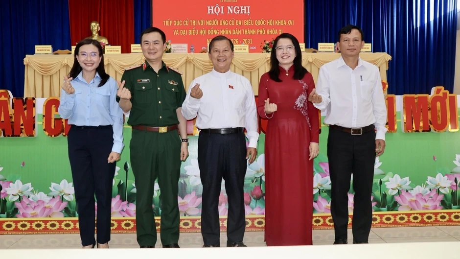 Mong bảo vệ trẻ em an toàn trên không gian mạng Mong bảo vệ trẻ em an toàn trên không gian mạng
