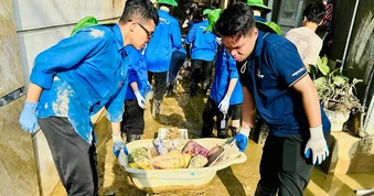Mong muốn đóng góp cho xã hội hơn là 'trở thành ai'