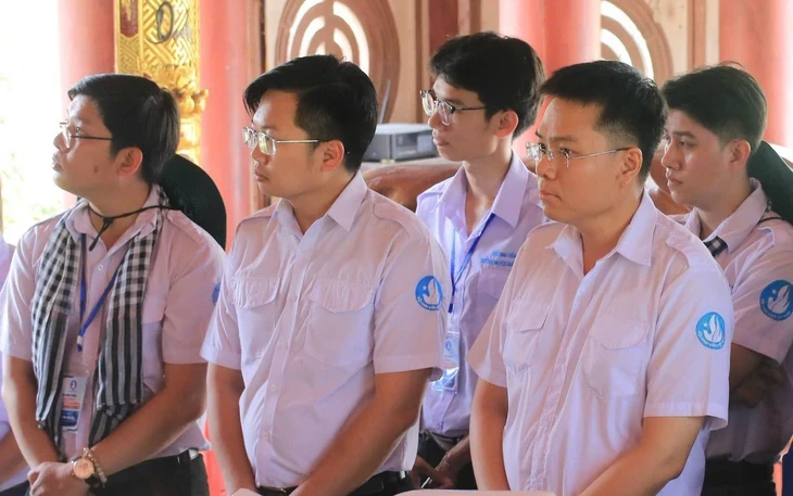 Một ngày làm tuổi thơ rực sáng: Sinh viên TP.HCM đưa kịch và ảo thuật đến trẻ em cơ nhỡ Một ngày làm tuổi thơ rực sáng: Sinh viên TP.HCM đưa kịch và ảo thuật đến trẻ em cơ nhỡ