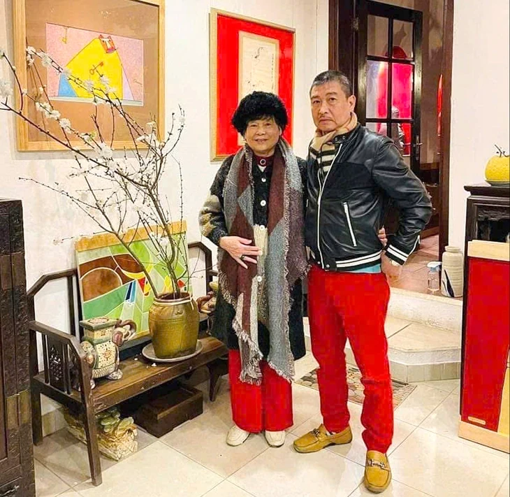 Mùi bánh quế thương nhớ của mẹ trong đời họa sĩ Lê Thiết Cương Mùi bánh quế thương nhớ của mẹ trong đời họa sĩ Lê Thiết Cương