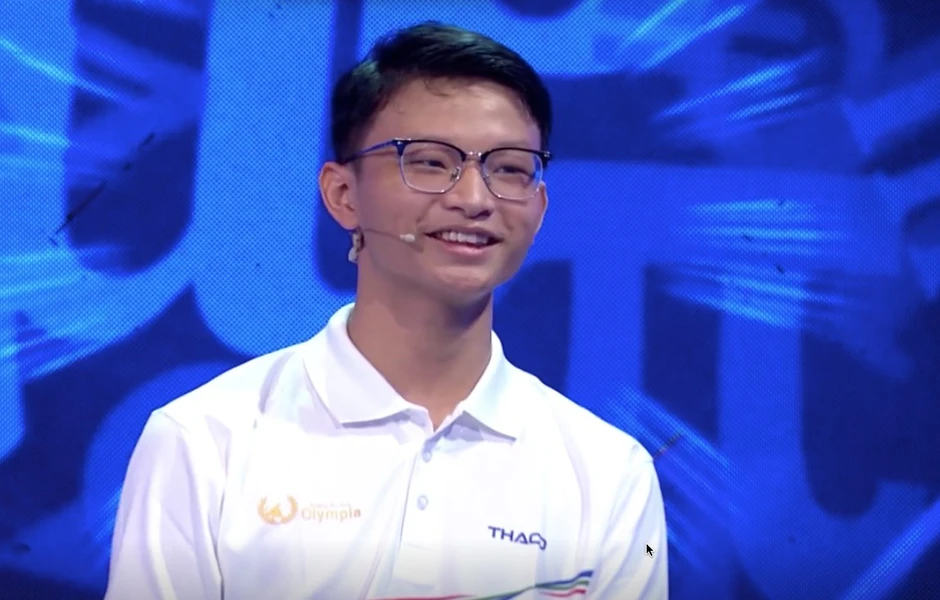 Nam sinh Hà Tĩnh giành vòng nguyệt quế Đường lên đỉnh Olympia với điểm số hơn 300 Nam sinh Hà Tĩnh giành vòng nguyệt quế Đường lên đỉnh Olympia với điểm số hơn 300