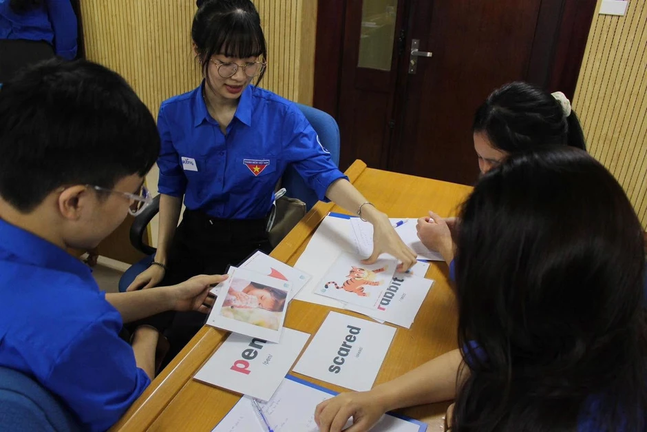 Nâng tầm năng lực ngoại ngữ cho thanh thiếu nhi Nâng tầm năng lực ngoại ngữ cho thanh thiếu nhi