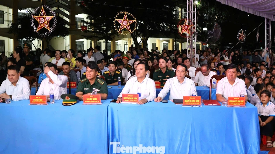 Người lính Biên phòng kết nối Trung thu yêu thương nơi biên cương Tổ quốc Người lính Biên phòng kết nối Trung thu yêu thương nơi biên cương Tổ quốc