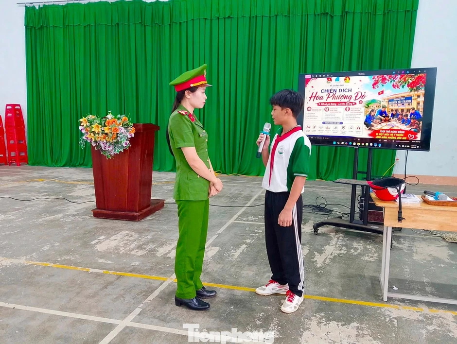 Người trẻ 'bỏ túi' kỹ năng tự bảo vệ bản thân trước tệ nạn xã hội Người trẻ 'bỏ túi' kỹ năng tự bảo vệ bản thân trước tệ nạn xã hội