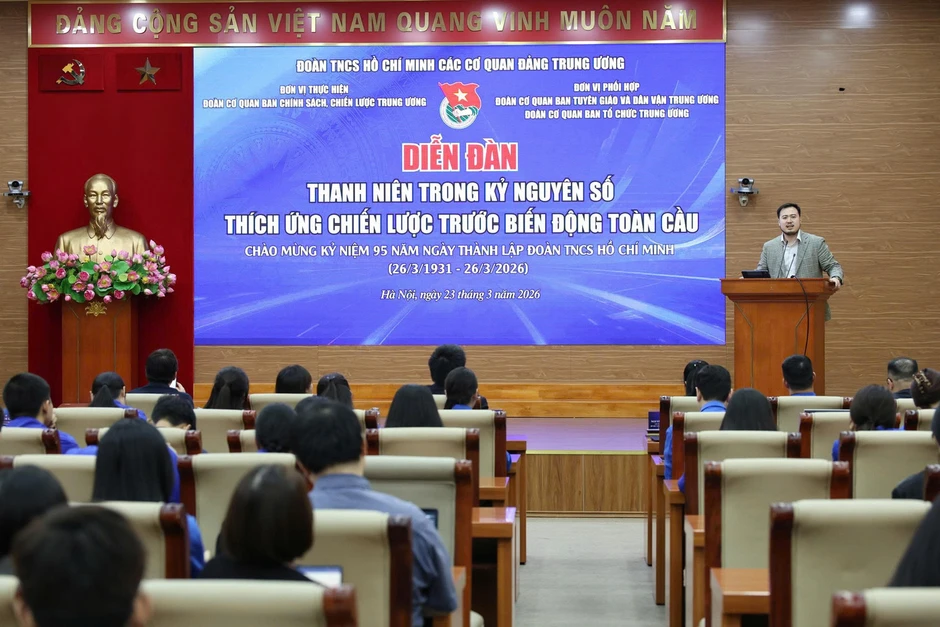 Người trẻ cần làm gì để thích ứng trước biến động toàn cầu? Người trẻ cần làm gì để thích ứng trước biến động toàn cầu?