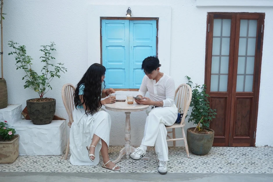 Người trẻ chi bao nhiêu cho việc ngồi quán cà phê mỗi tuần?