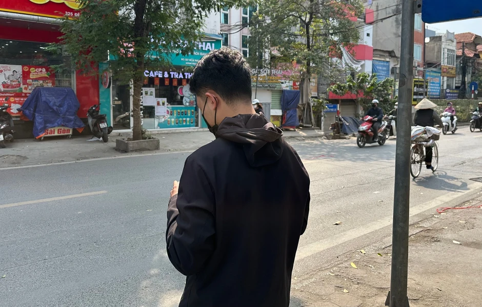 Người trẻ xoay xở chống 'bão giá' Người trẻ xoay xở chống 'bão giá'