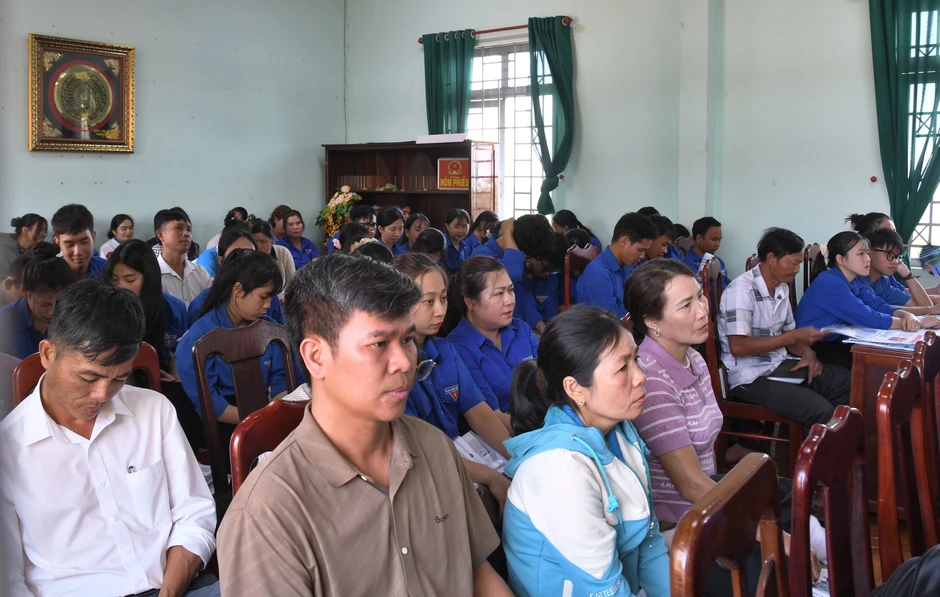 Người vùng khó tha thiết những điều này…. Người vùng khó tha thiết những điều này….