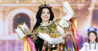 Nhà thiết kế 17 tuổi thắng giải tại Miss World Vietnam 2025 là ai?