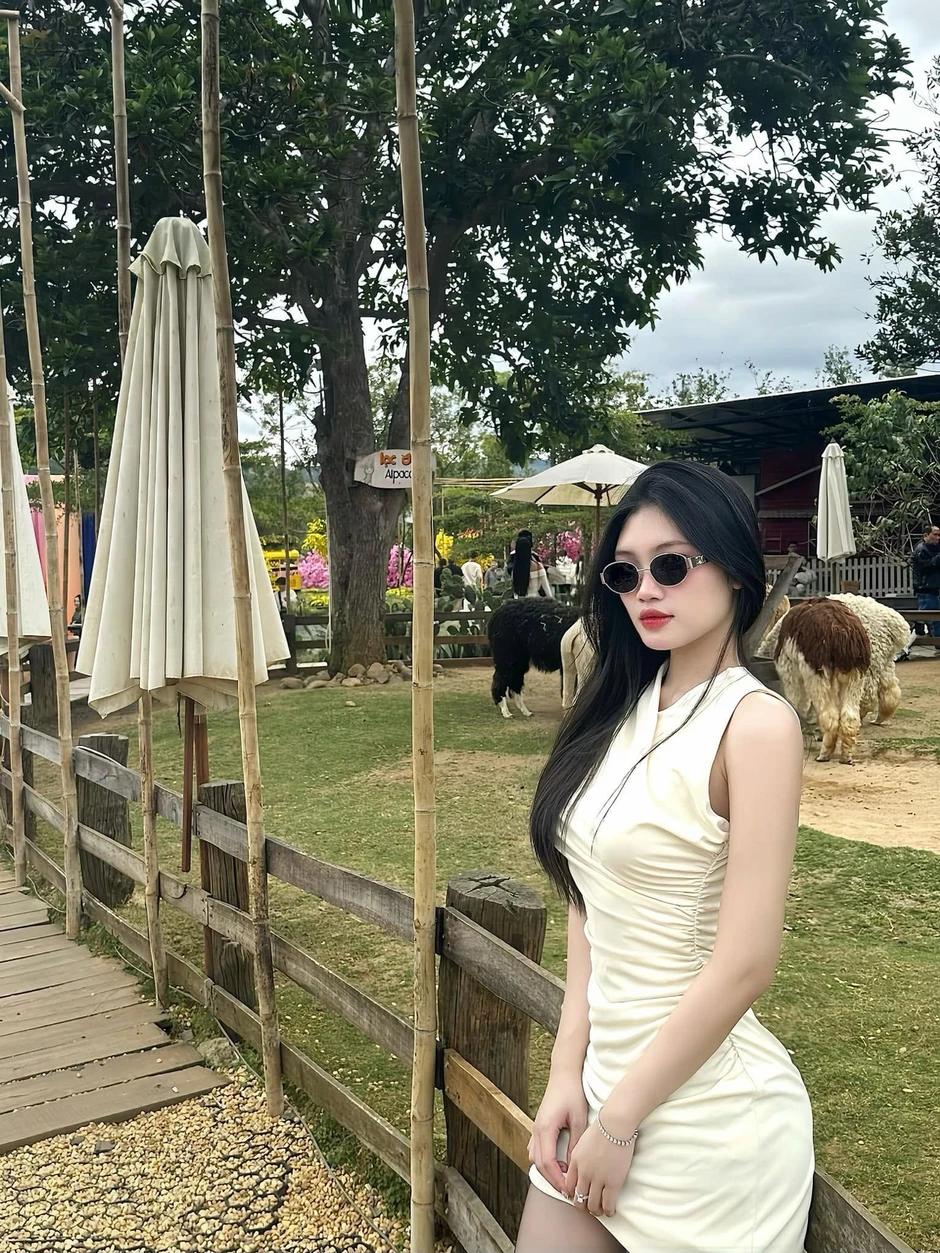 Nhan sắc tân Hoa khôi Đại học Công Thương TPHCM Nhan sắc tân Hoa khôi Đại học Công Thương TPHCM