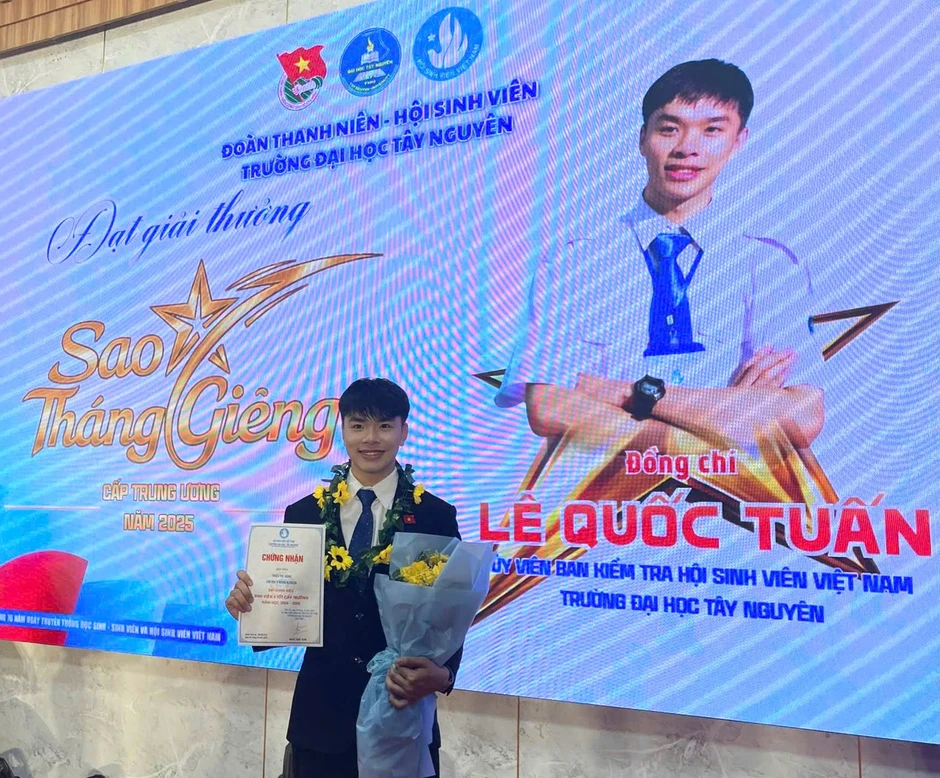 Nhiệt huyết của nam sinh viên 5 tốt Nhiệt huyết của nam sinh viên 5 tốt