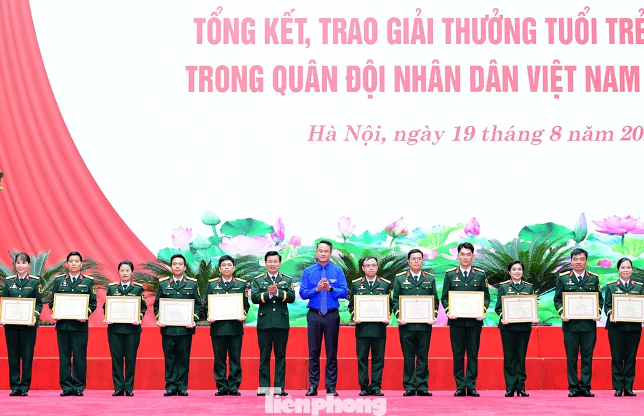 Nhiều công trình 'Tuổi trẻ sáng tạo trong Quân đội' ứng dụng công nghệ tiên tiến