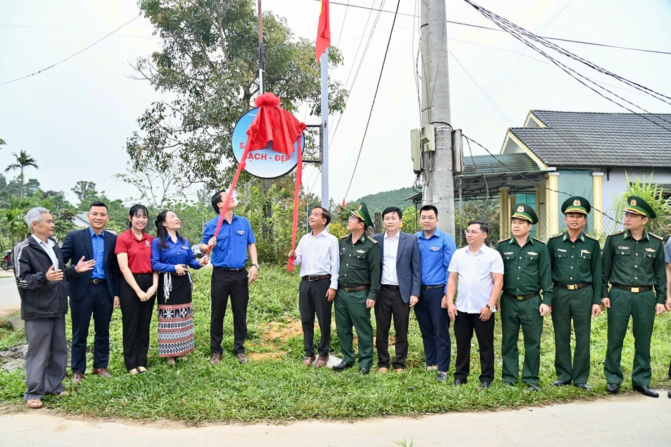 Nhiều hoạt động ý nghĩa tại chương trình Tháng Ba biên giới Nhiều hoạt động ý nghĩa tại chương trình Tháng Ba biên giới