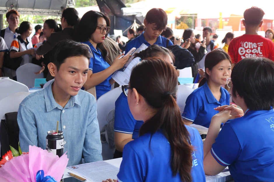 Nhiều việc làm có mức thu nhập hơn 30 triệu đồng/tháng đang chờ người lao động Nhiều việc làm có mức thu nhập hơn 30 triệu đồng/tháng đang chờ người lao động