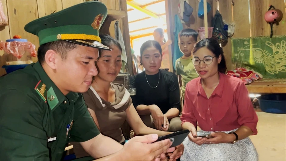 Những 'lớp học số' vùng biên