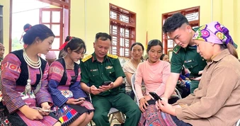 Những 'lớp học số' vùng biên