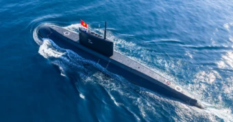 Những phút ‘cân não’ dưới biển sâu của sĩ quan tàu ngầm Kilo 636