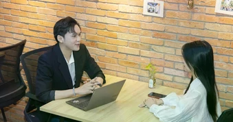 Nộp CV 3 năm trước, chàng trai TP.HCM bất ngờ được gọi đi làm
