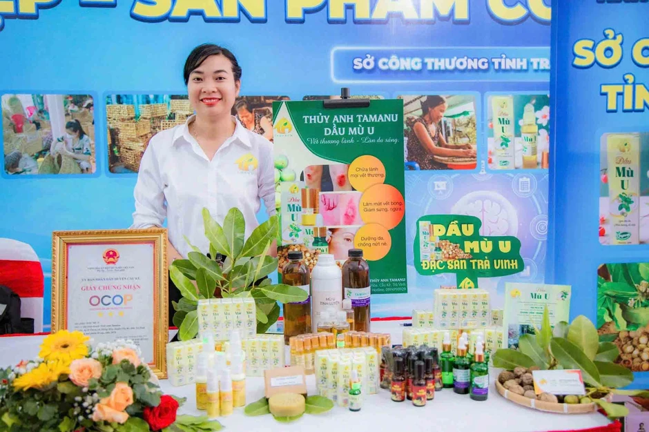 Nữ kỹ sư khởi nghiệp với trái mù u, thu gần 300 triệu đồng/năm