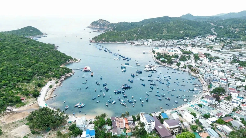 Nức lòng giới trẻ Việt: Đất nước lọt top 17 quốc gia đẹp nhất thế giới Nức lòng giới trẻ Việt: Đất nước lọt top 17 quốc gia đẹp nhất thế giới