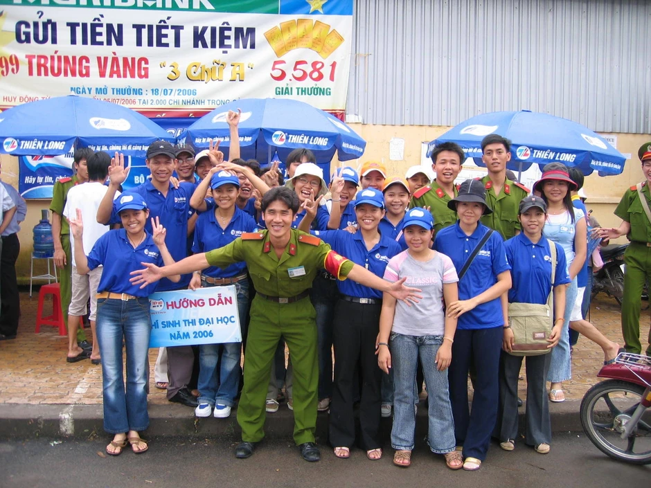 Ông Bùi Đặng Dũng và những câu chuyện khó quên về chương trình Tiếp sức mùa thi Ông Bùi Đặng Dũng và những câu chuyện khó quên về chương trình Tiếp sức mùa thi
