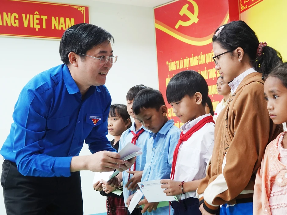 Phát huy vai trò tuổi trẻ trong ngày hội bầu cử toàn dân