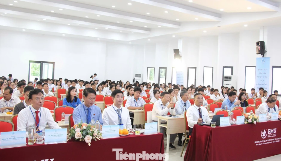 Phó Bí thư Tỉnh Đoàn Đắk Lắk làm Chủ tịch Hội sinh viên tỉnh Phó Bí thư Tỉnh Đoàn Đắk Lắk làm Chủ tịch Hội sinh viên tỉnh