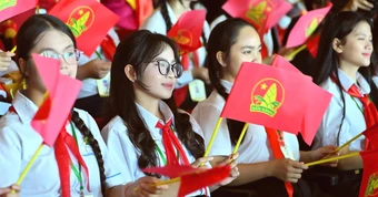 Phó thủ tướng chỉ đạo quan tâm, bảo vệ trẻ em trên môi trường mạng