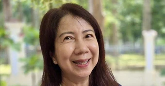 Phụ nữ giữ ấm gia đình từ sự mềm mỏng, tinh tế