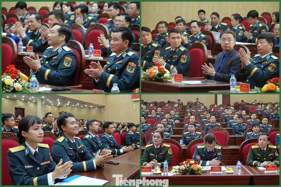 Quân chủng Phòng không - Không quân vinh danh điển hình trẻ và gia đình quân nhân tiêu biểu Quân chủng Phòng không - Không quân vinh danh điển hình trẻ và gia đình quân nhân tiêu biểu