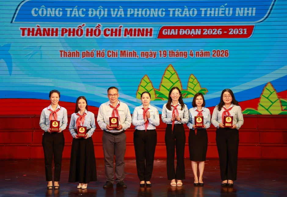 Ra mắt Hội đồng Đội TPHCM khóa I