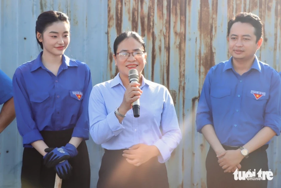 Ra quân Tháng thanh niên 2026, gen Z TP.HCM khơi thông rạch, tiếp sức công nhân Ra quân Tháng thanh niên 2026, gen Z TP.HCM khơi thông rạch, tiếp sức công nhân