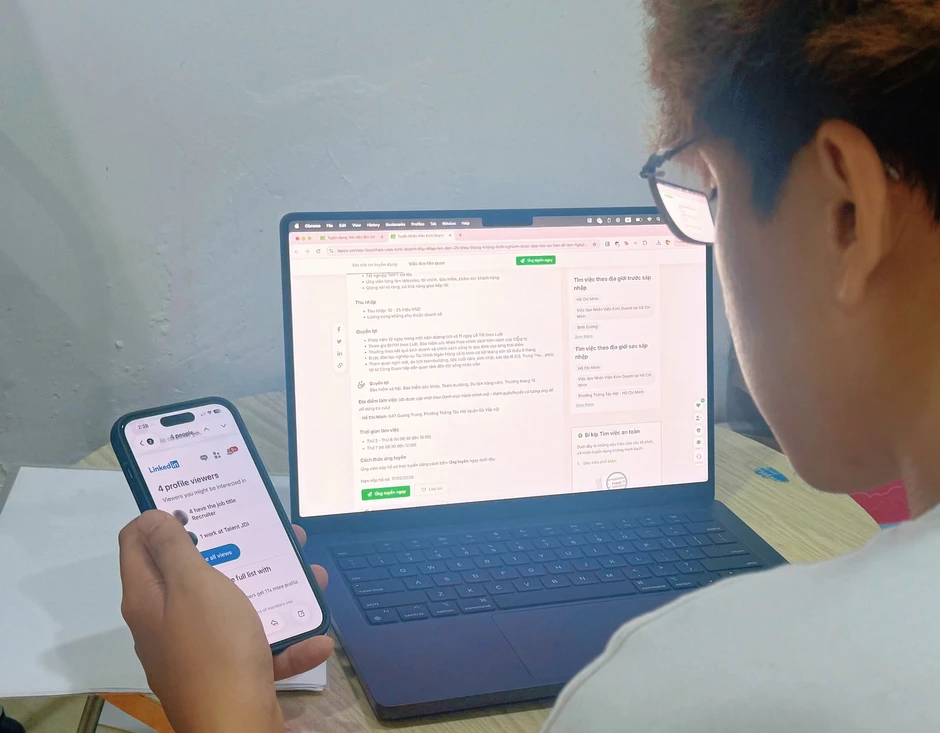 Rải hàng chục CV vẫn bặt vô âm tín, nhiều người chật vật tìm việc Rải hàng chục CV vẫn bặt vô âm tín, nhiều người chật vật tìm việc