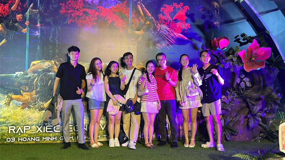 Rạp xiếc Công viên Gia Định có gì mà người dân xếp hàng dài đến xem? Rạp xiếc Công viên Gia Định có gì mà người dân xếp hàng dài đến xem?